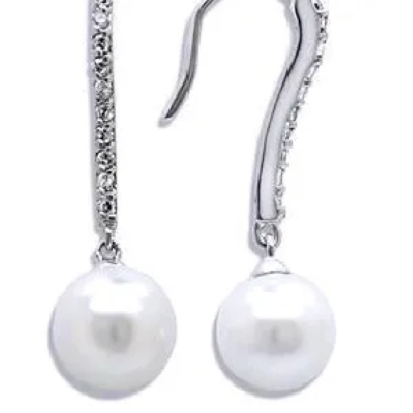 10mm Pearl Pave Set Cz cubic zirconia Fish Hook Drop Dangle Earrings silver - Picture 1 of 1